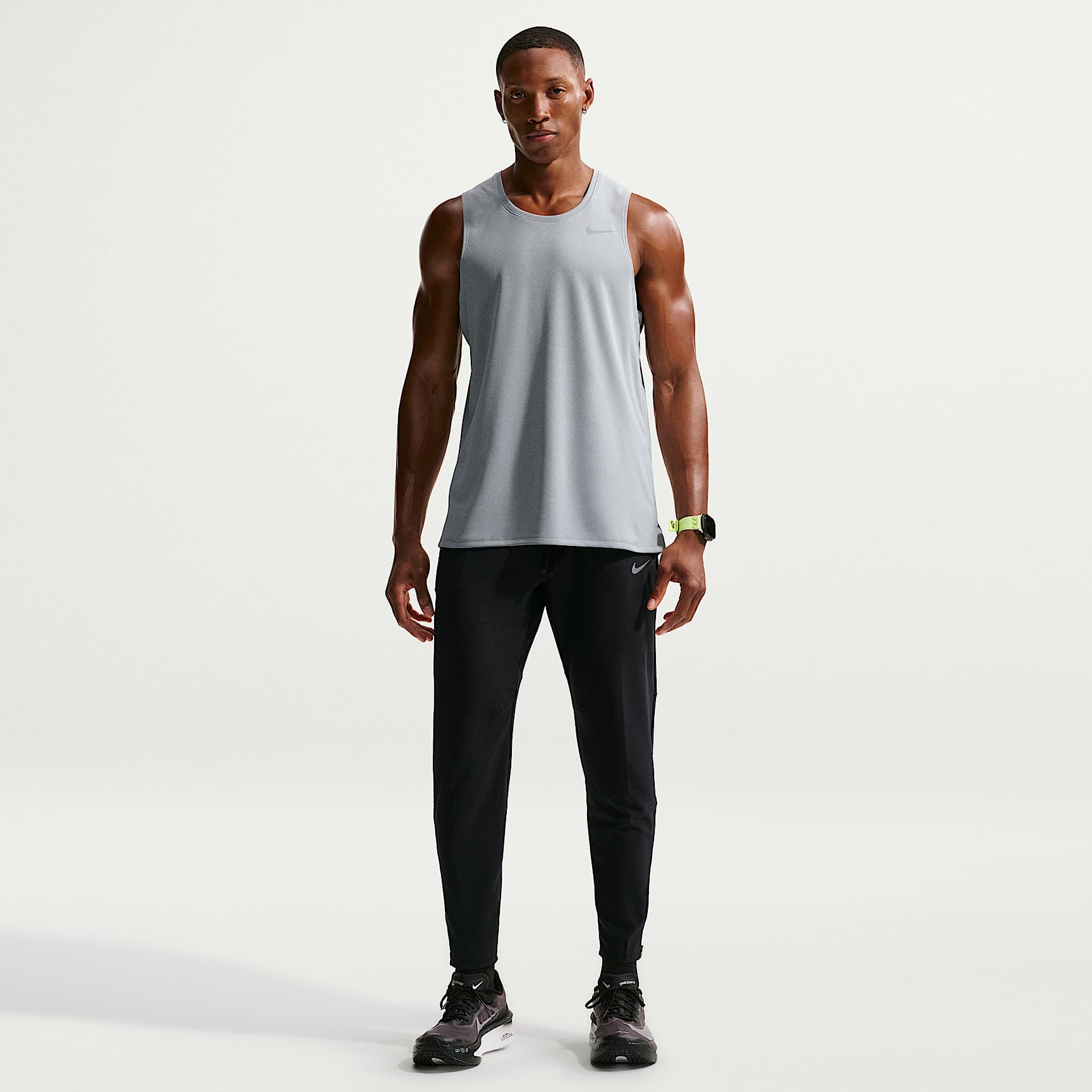 NIKE taaaabo Nike Swift Women's Dri-FIT UV 1/4-Zip Running Top. Nike ZA